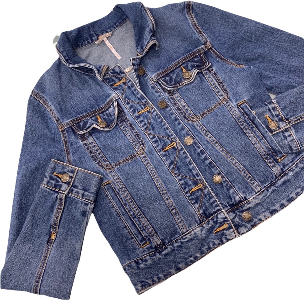 Free People Medium Wash Denim Jacket with Paidley Lining Small